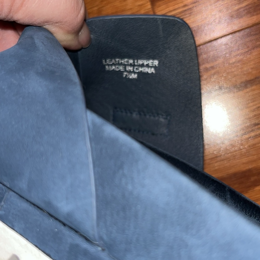 J/Slides navy sandals with slight platform - Picture 4 of 5